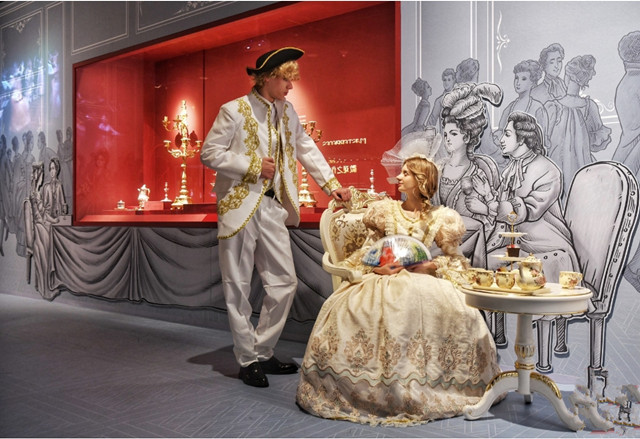 金沙遺址博物館“珍?藏——英國V&A博物館館藏吉爾伯特精品展”首場專題活動在展廳精彩上演。