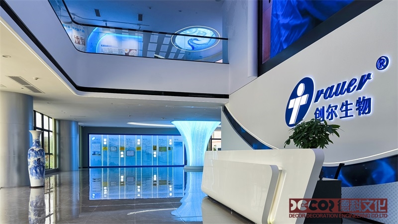 在展覽廳設計中，最有效的主題展示方式是什么？